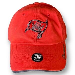 UTS Women’s Tampa Bay Buccaneers Adjustable Hat - OSFM